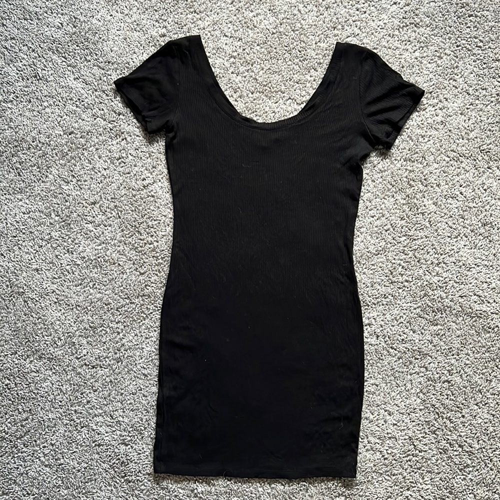 Lisakai Ribbed Dress